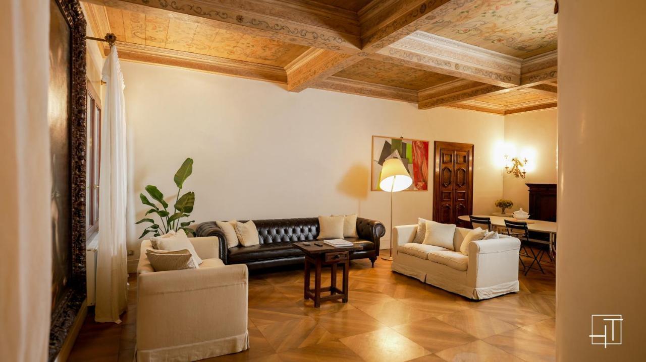 Ht - Casa Del Pittore In Piazza Delle Erbe Pádua Exterior foto