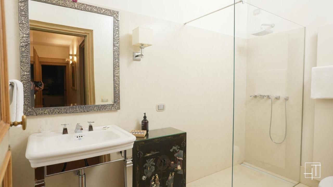 Ht - Casa Del Pittore In Piazza Delle Erbe Pádua Exterior foto