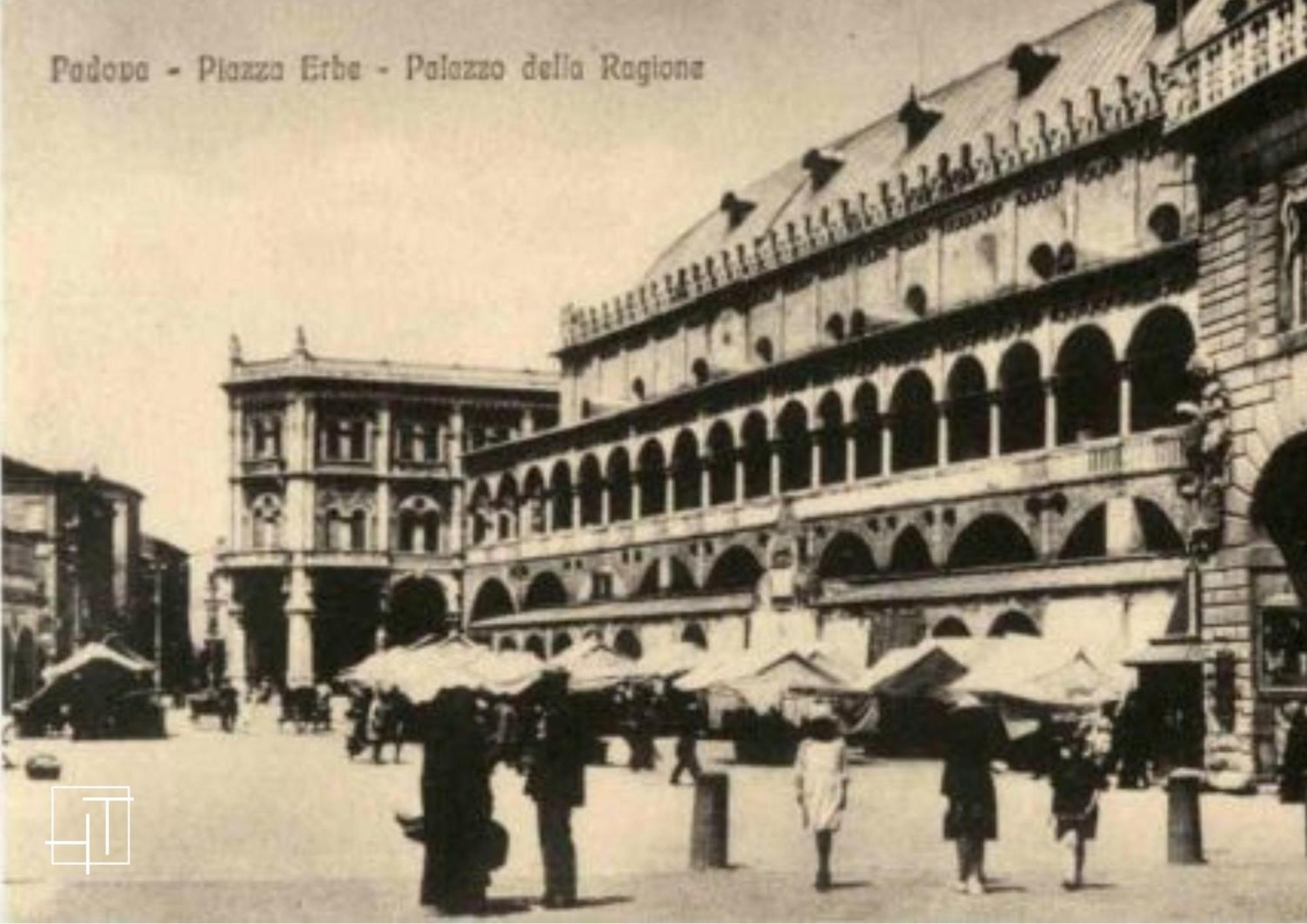 Ht - Casa Del Pittore In Piazza Delle Erbe Pádua Exterior foto